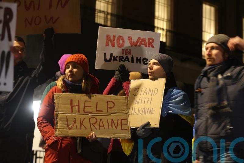 GUIDE: Four ways to support people in Ukraine right now
