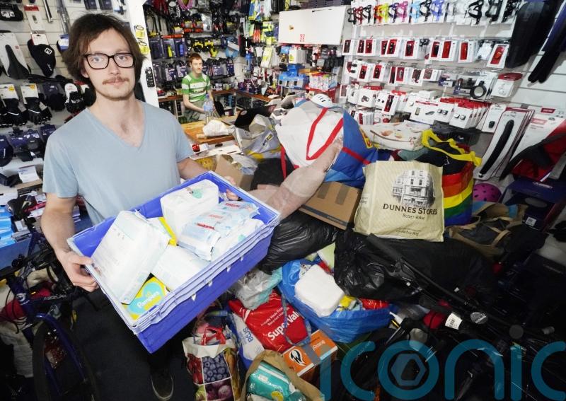 Volunteers collecting supplies for Ukrainian refugees praise Irish generosity