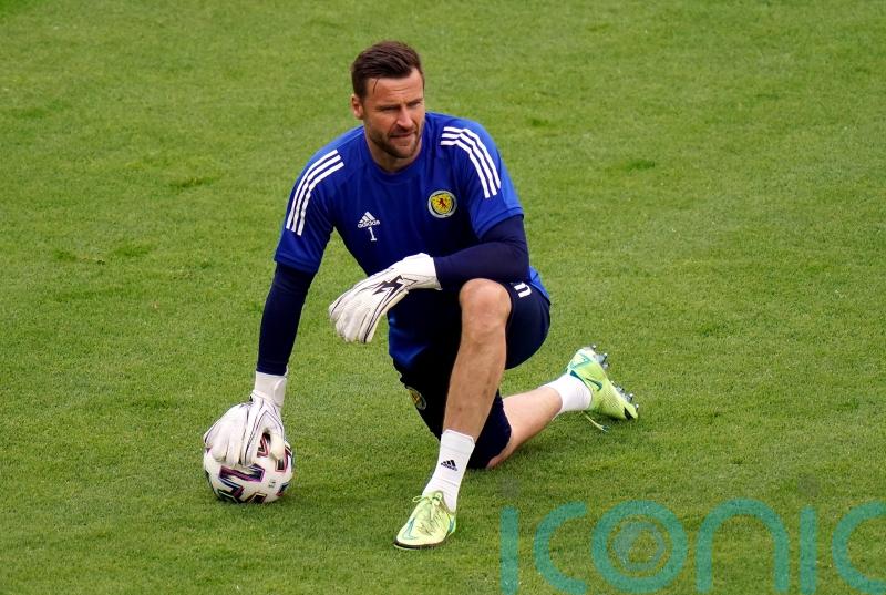 Scotland&rsquo;s David Marshall announces retirement from international football