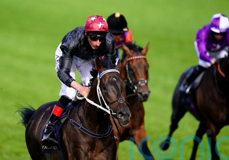 Claymore foils the Queen&rsquo;s Reach For The Moon in Hampton Court