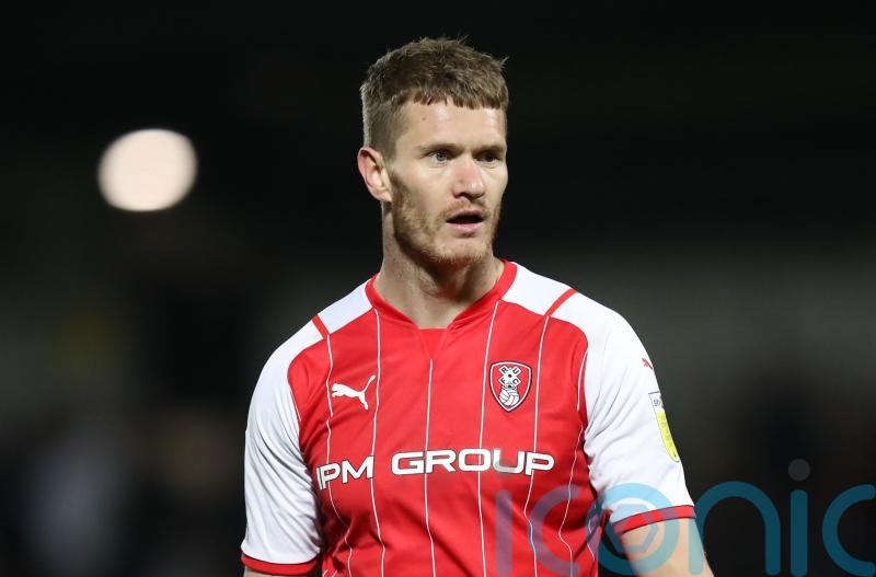 Sheffield Wednesday sign striker Michael Smith from Rotherham