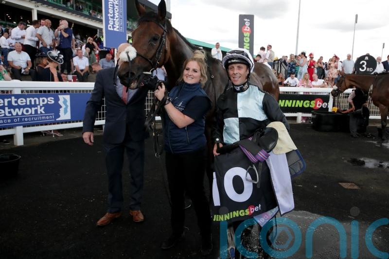 Zoffee bags Northumberland Vase victory for Curtis and Palmer