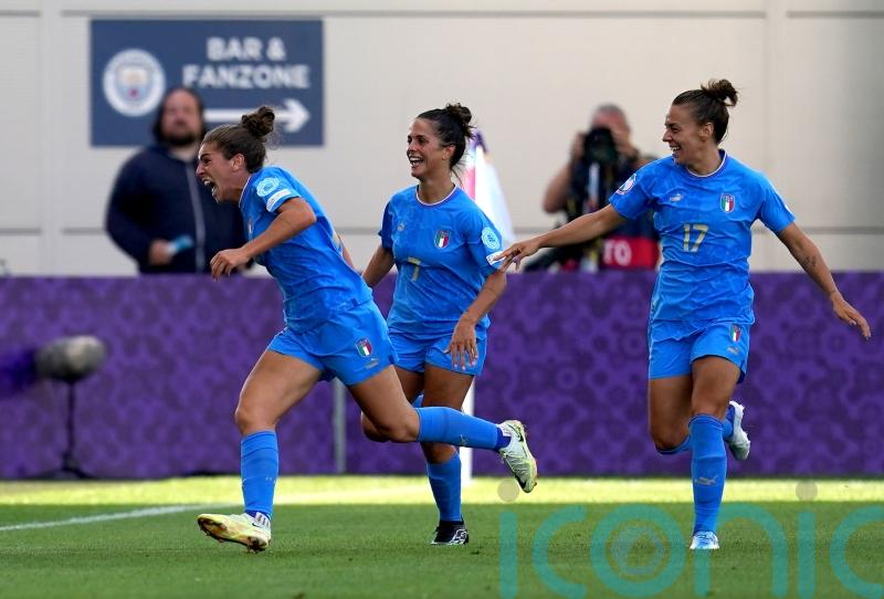 Valentina Bergamaschi rescues Italy draw against Iceland to keep Euros bid alive