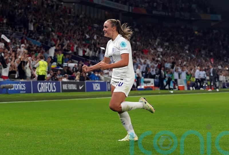 Georgia Stanway screamer fires England into Euro 2022 semi-finals