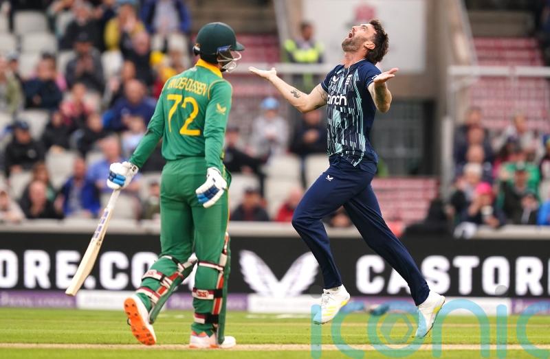 Left-armers blow away South Africa as England square ODI series