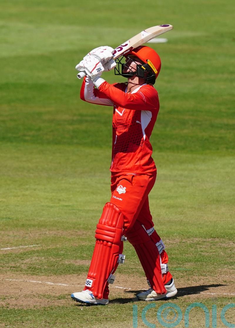 England&rsquo;s gold medal hopes over after falling short in run chase against India