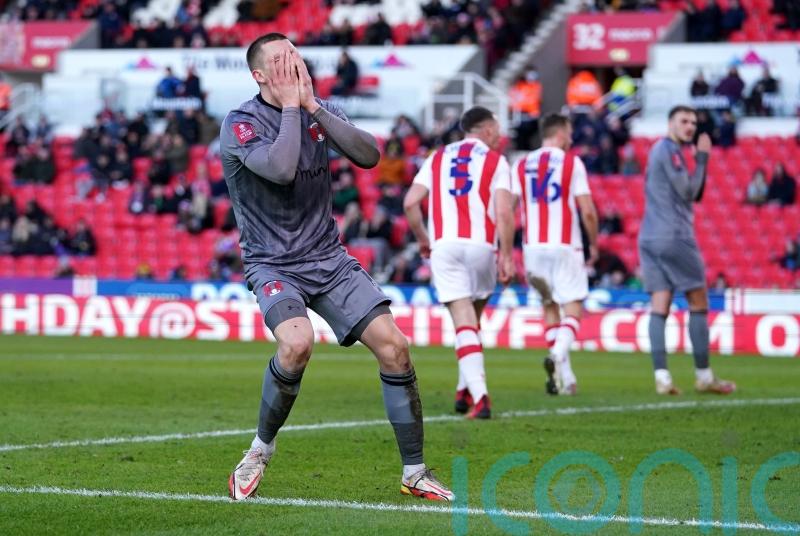 Alex Mitchell hoping his &lsquo;old-fashioned&rsquo; defending can keep out Rangers