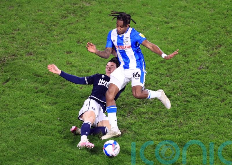 Huddersfield winger Rolando Aarons rejoins Motherwell on loan