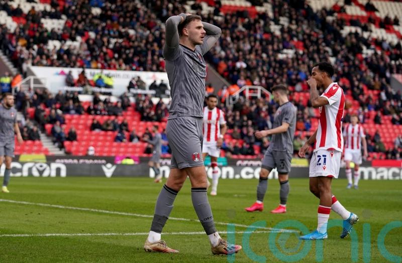 Exeter could hand debut to new signing Harry Smith against MK Dons