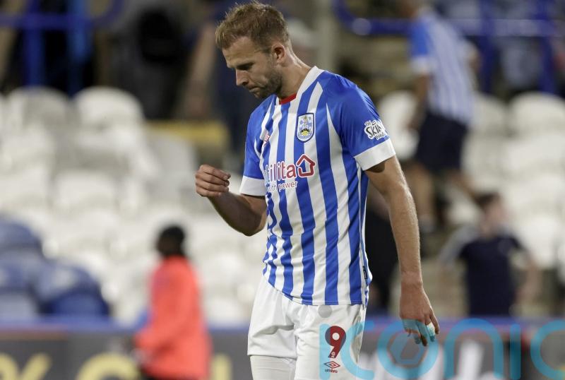 Huddersfield interim boss Narcis Pelach lauds &lsquo;professional&rsquo; Jordan Rhodes