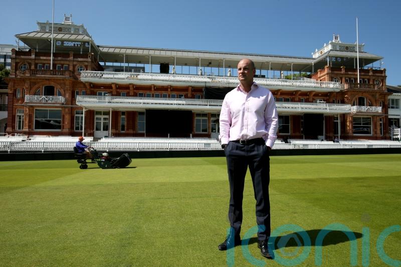 Andrew Strauss plans for cricket reform labelled &lsquo;unworkable&rsquo; by county chiefs
