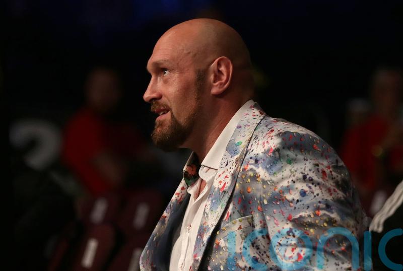 Sign fight contract by Monday or I&rsquo;m moving on, Tyson Fury tells Anthony Joshua