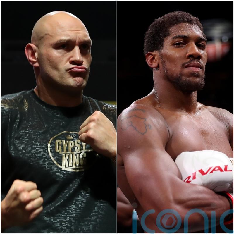 Tyson Fury gives Anthony Joshua a new deadline but demands &lsquo;get it signed today&rsquo;