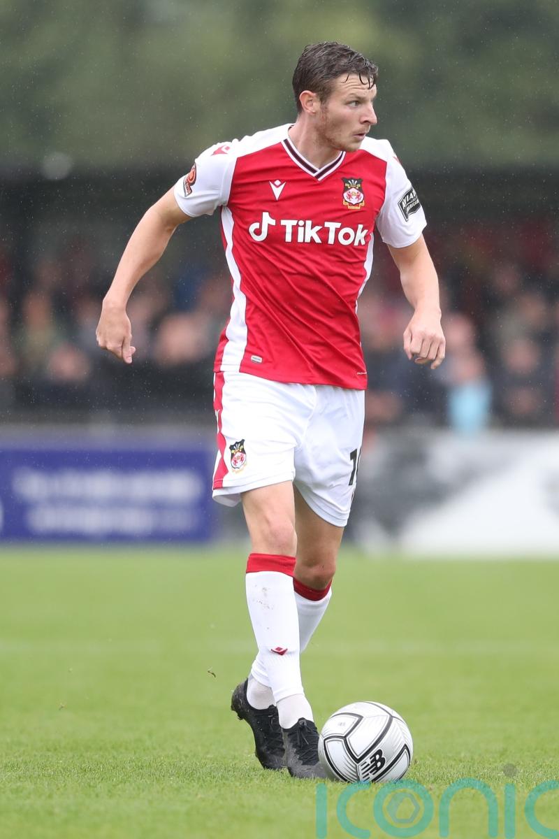 Paul Mullin&rsquo;s late winner for Wrexham ruins David Unsworth&rsquo;s first Oldham game