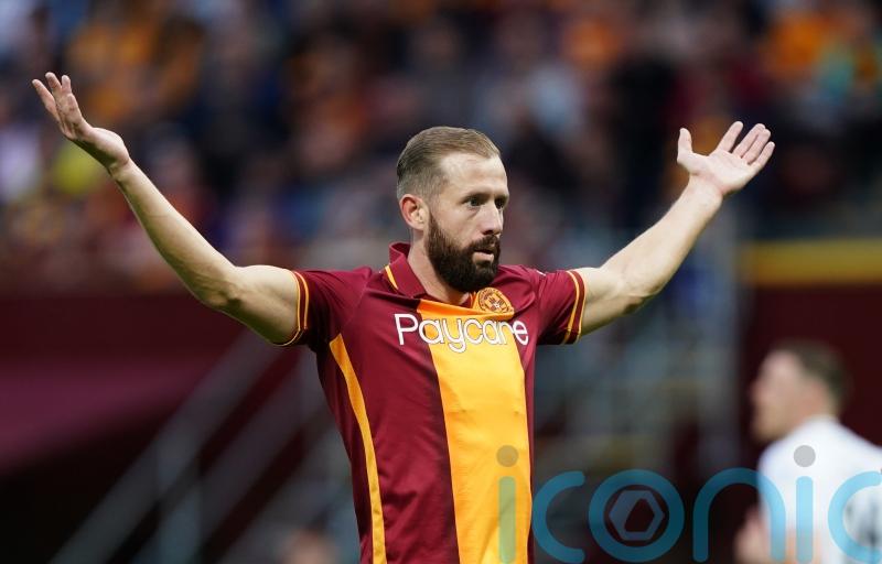 Kevin van Veen hits hat-trick as Motherwell thump Ross County
