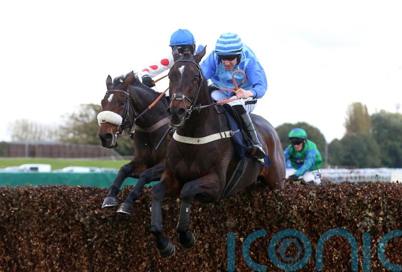 Riders Onthe Storm back in front in Old Roan Chase