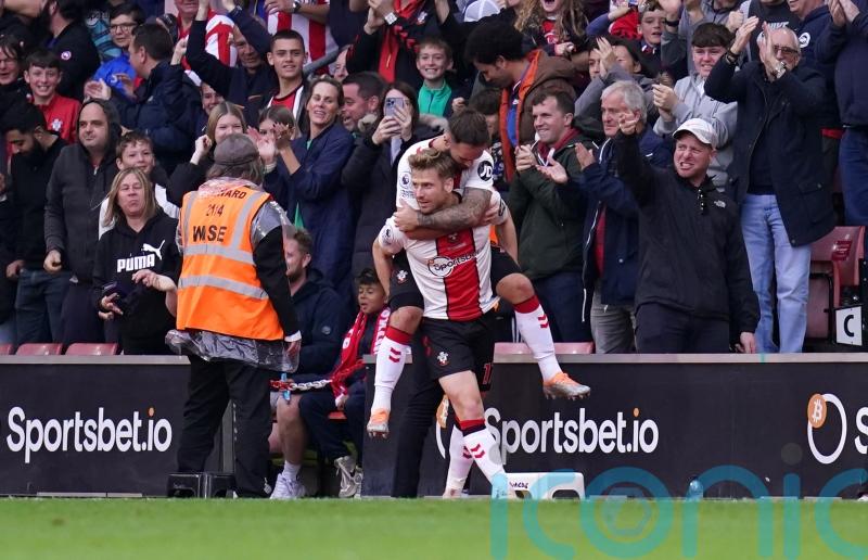 Southampton hit back to draw with Premier League leaders Arsenal