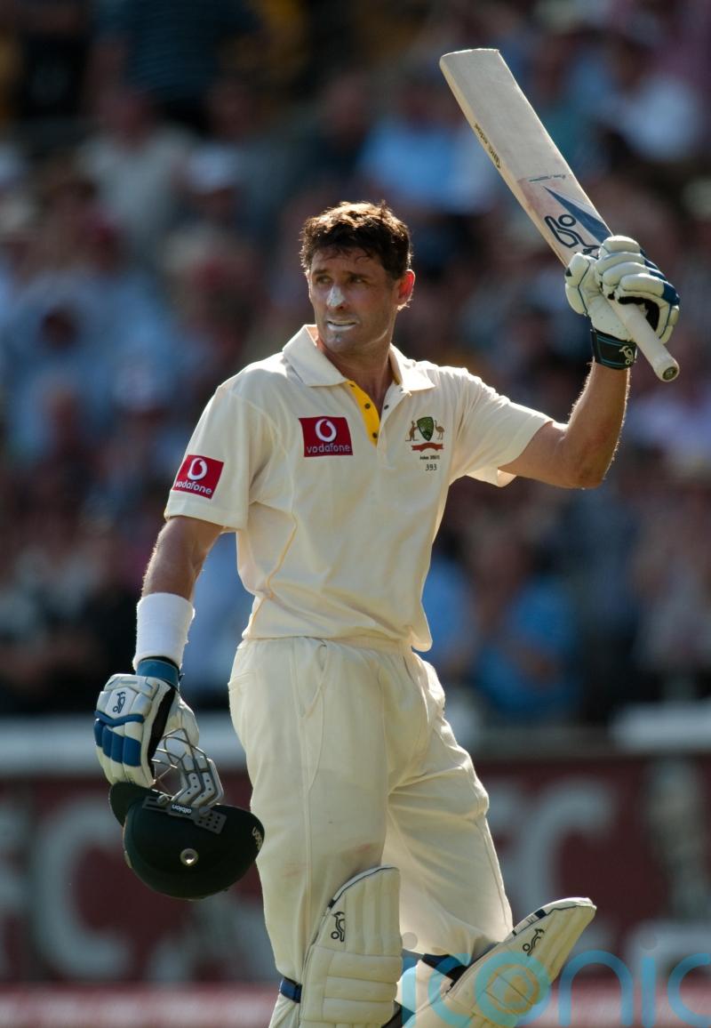 Mike Hussey would have no issues working with England during an Ashes series
