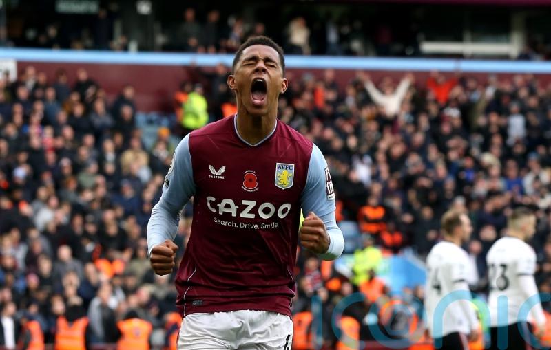 Aston Villa begin Unai Emery reign with long-awaited home win over Man Utd