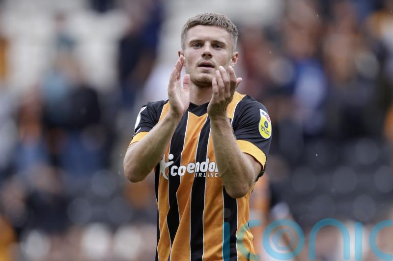 Regan Slater double chalks up Liam Rosenior&rsquo;s first win as Hull boss