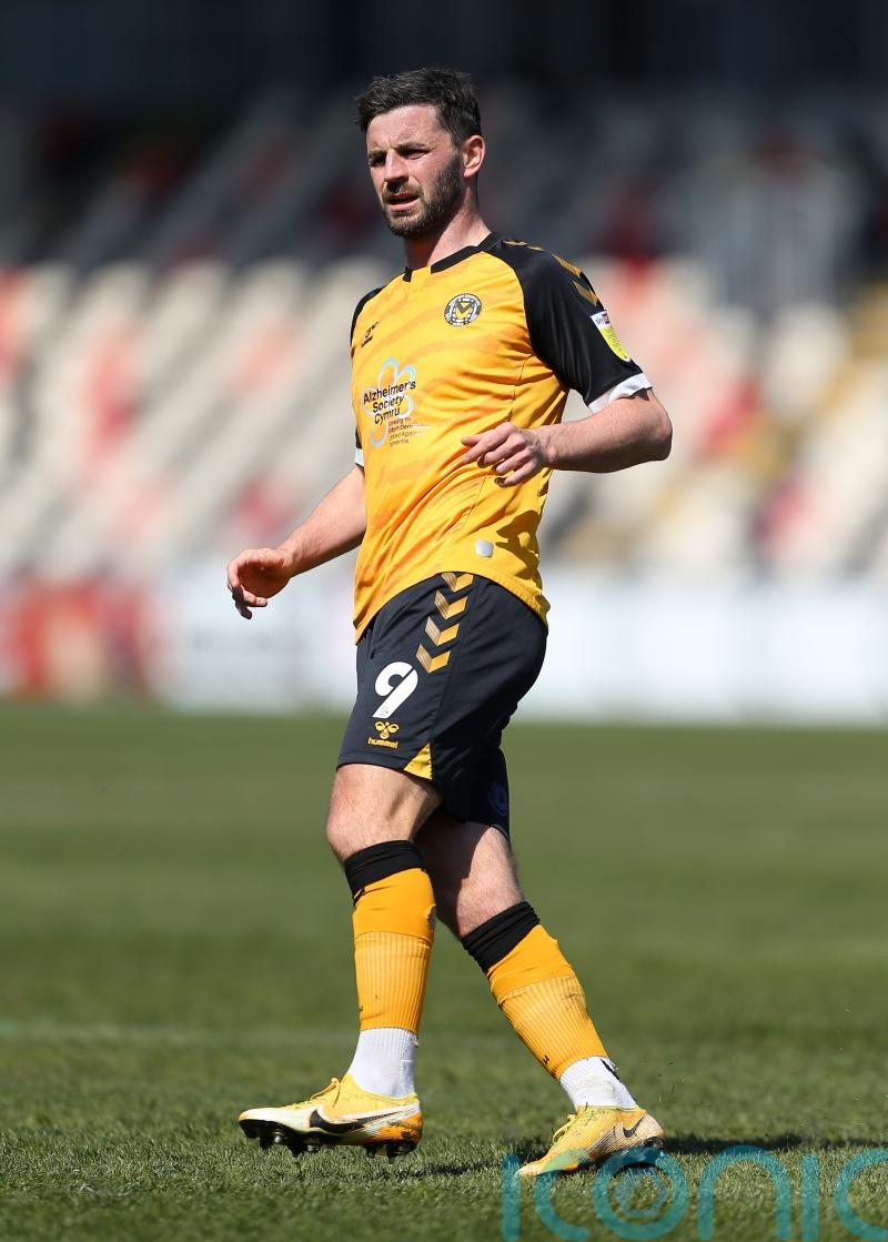 Padraig Amond grabs point for Woking with late goal to frustrate Altrincham