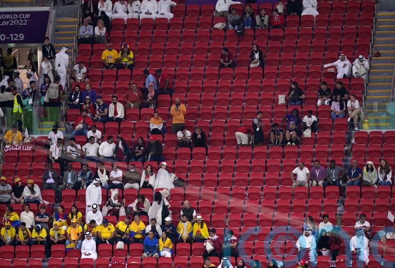 Qatar coach Felix Sanchez hails fans despite mass exodus in defeat by Ecuador
