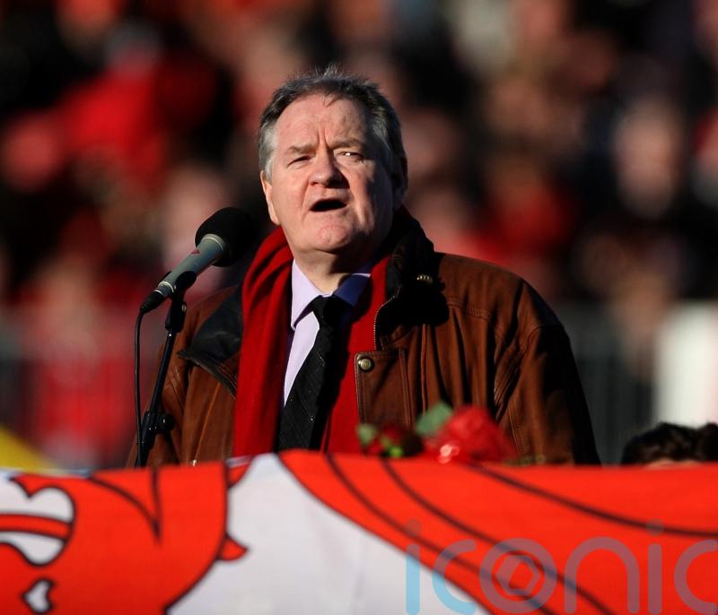 &lsquo;I will remember his smile forever&rsquo; &ndash; Singer Iwan pays tribute to Wales fan