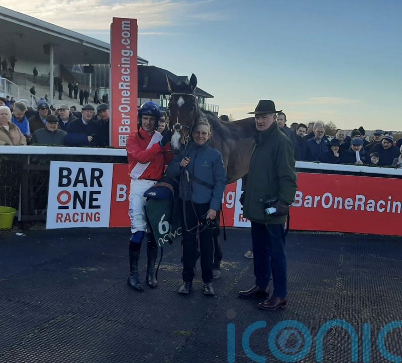 Grangeclare West looks smart on jumping bow at Navan