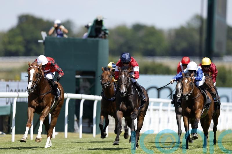 Wizard weaves Kempton magic for Moore