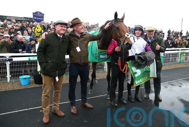 Nicholls duo stand tall in King George