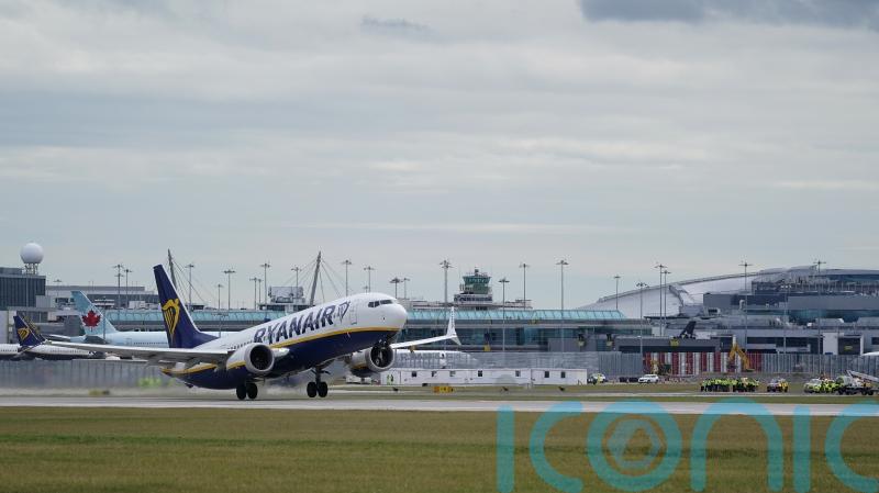 Ryanair &lsquo;concerned&rsquo; at possible Dublin Airport staff shortages this Christmas