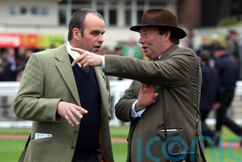 Shishkin and Edwardstone stand Tingle Creek ground