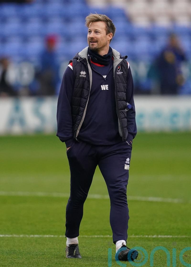Wade Elliott hails Cheltenham team spirit after their win at Charlton