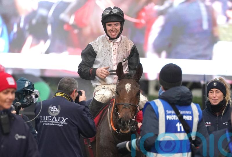 Teahupoo inflicts shock Hatton&rsquo;s Grace defeat on Honeysuckle