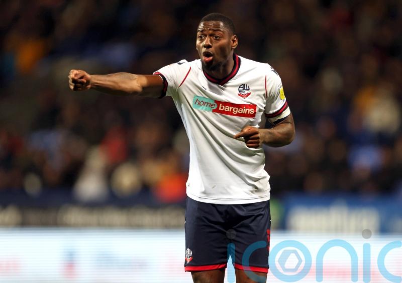 Ricardo Santos on &lsquo;road to recovery&rsquo; after breathing problems &ndash; Ian Evatt