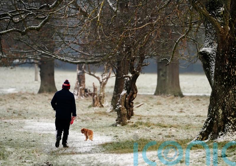 More flights cancelled as cold snap causes disruption across island of Ireland