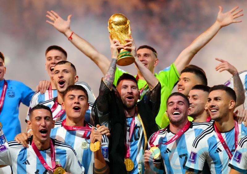 Argentina win World Cup on penalties after incredible Qatar final against France
