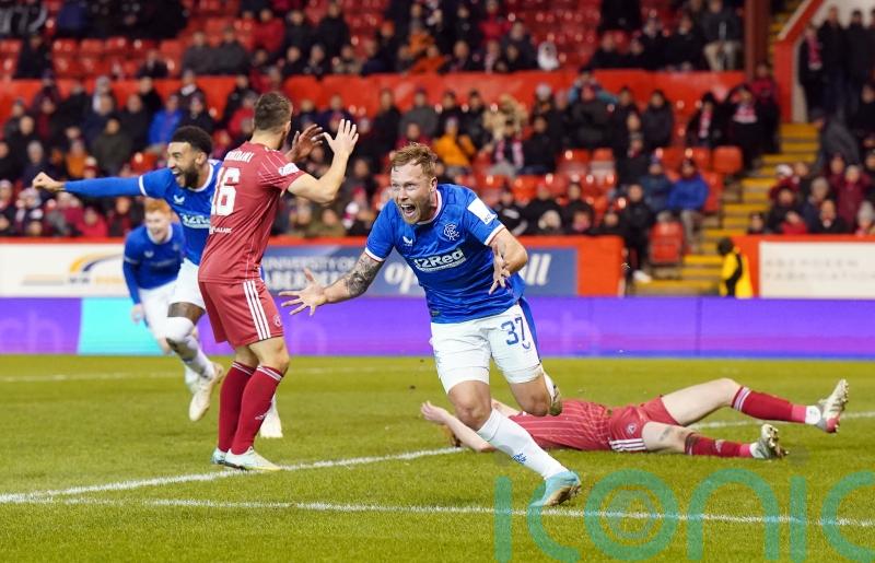 Scott Arfield rocks Aberdeen with stoppage-time double as Rangers snatch win
