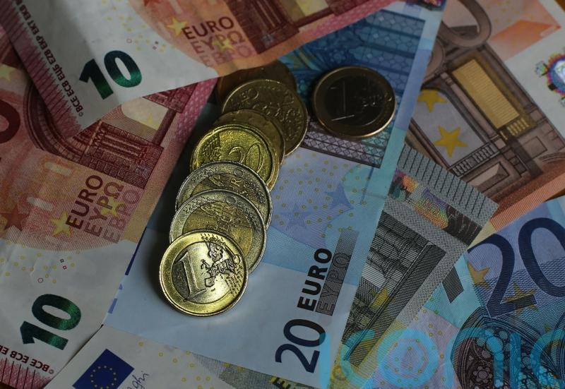 Government has &euro;5 billion surplus after bumper corporation tax and record  &euro;83.1 billion tax haul