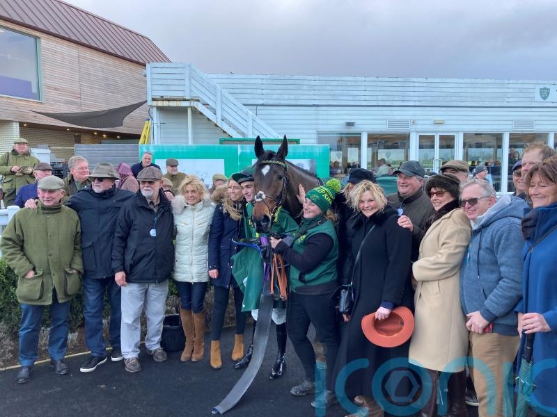 Bushypark back in business with North Yorkshire Grand National win