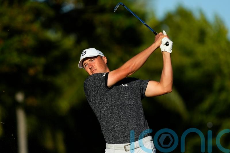 Jordan Spieth part of three-way tie for the lead at Sony Open in Hawaii