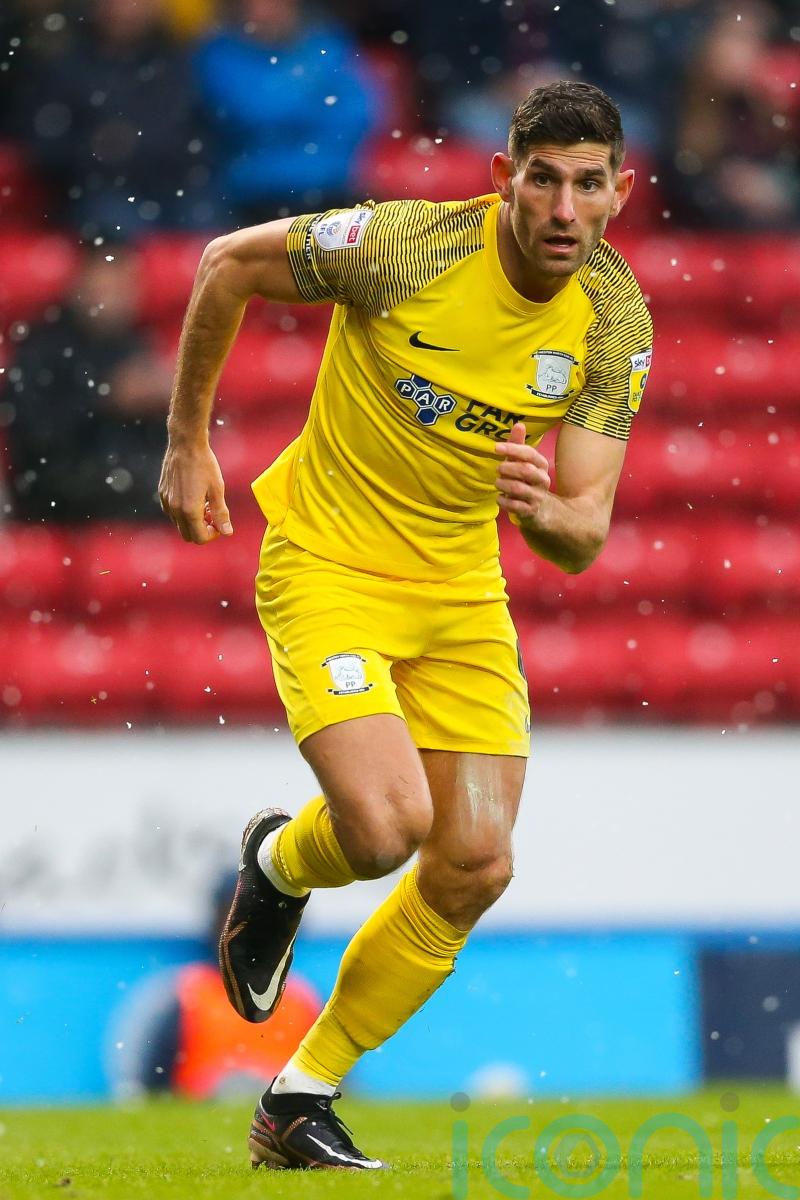 Ched Evans signs new Preston deal