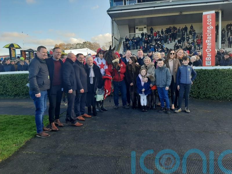 The Big Dog takes Leopardstown test en route to Aintree