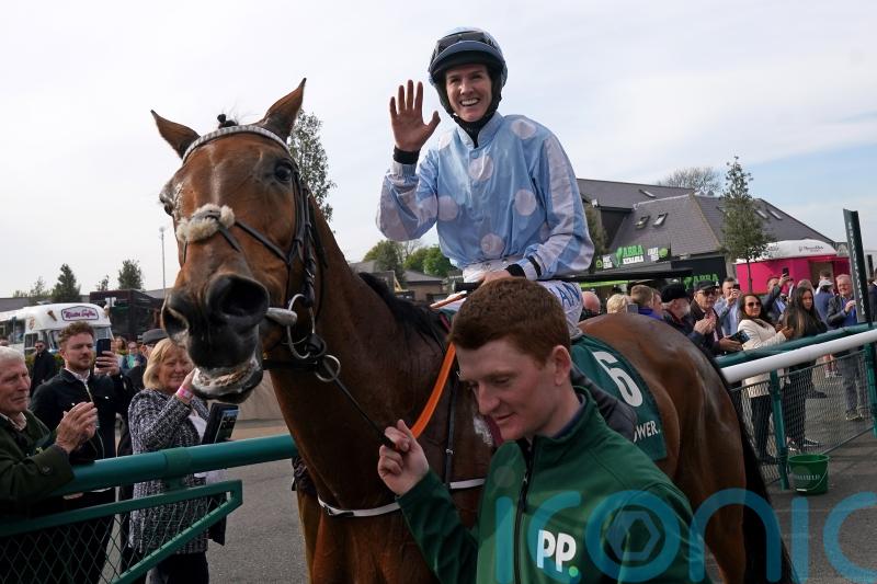 Honeysuckle to have Mares&rsquo; Hurdle swansong at Cheltenham