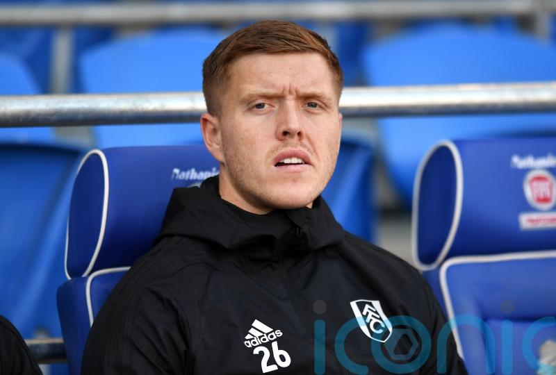 Alfie Mawson retires from football aged 29 due to knee injury