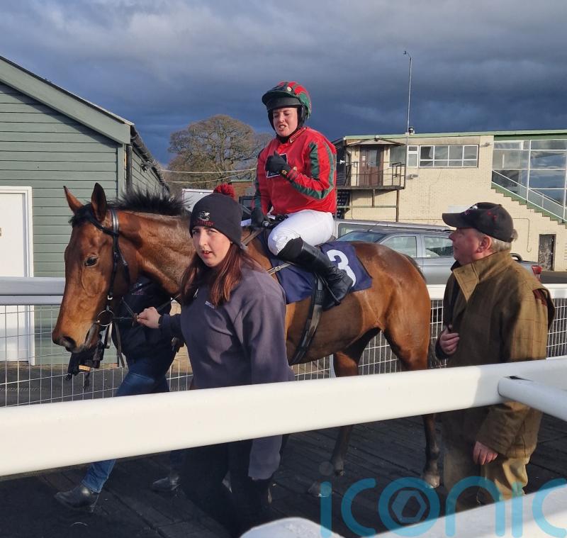 Page Fuller settles for fourth on Hereford riding return