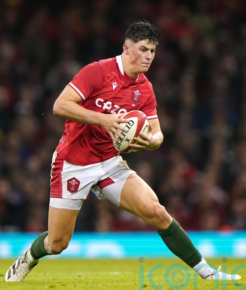 Wales wing Louis Rees-Zammit &lsquo;full of beans and bouncing around&rsquo; ahead of return