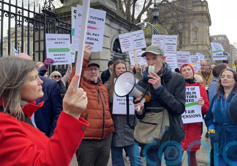 Tutors gather at Leinster House to protest against &lsquo;ridiculous&rsquo; work conditions