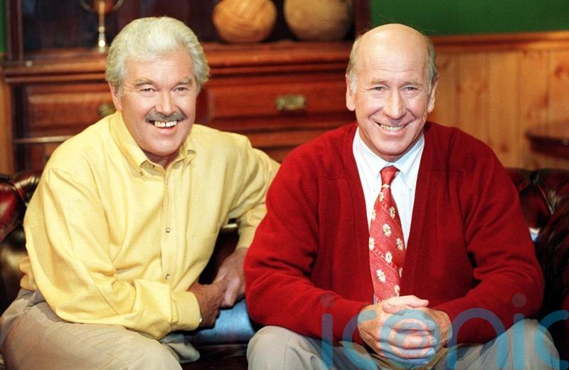 Dickie Davies: Much-loved broadcaster who took fringe sports to the masses