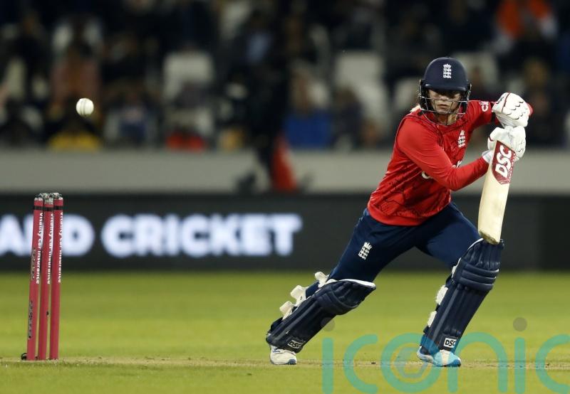 Pressure is all on South Africa &ndash; Danni Wyatt relaxed ahead of semi-final